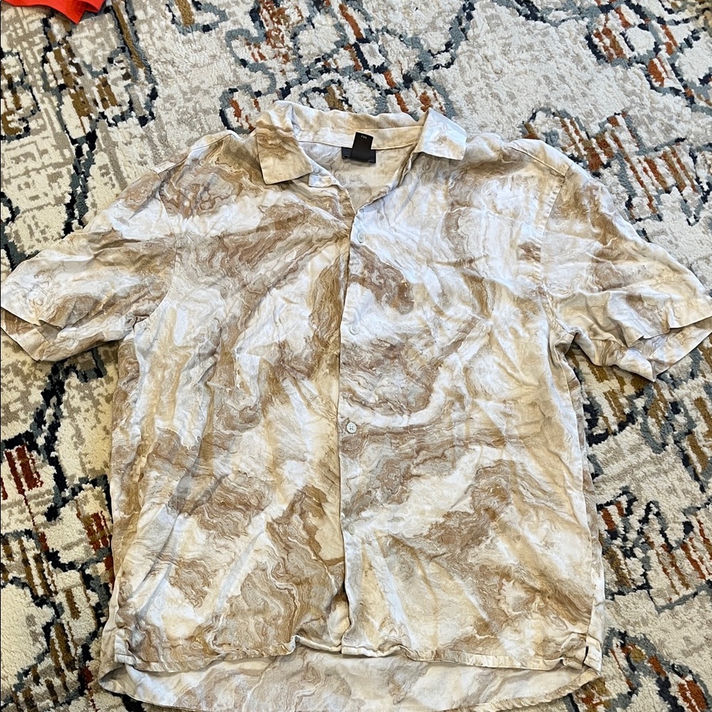 H&M Men’s Marble Pattern Short Sleeve Button Up